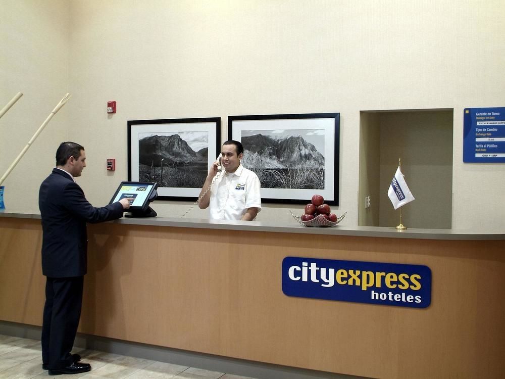 Express By Marriott Hotel 4*